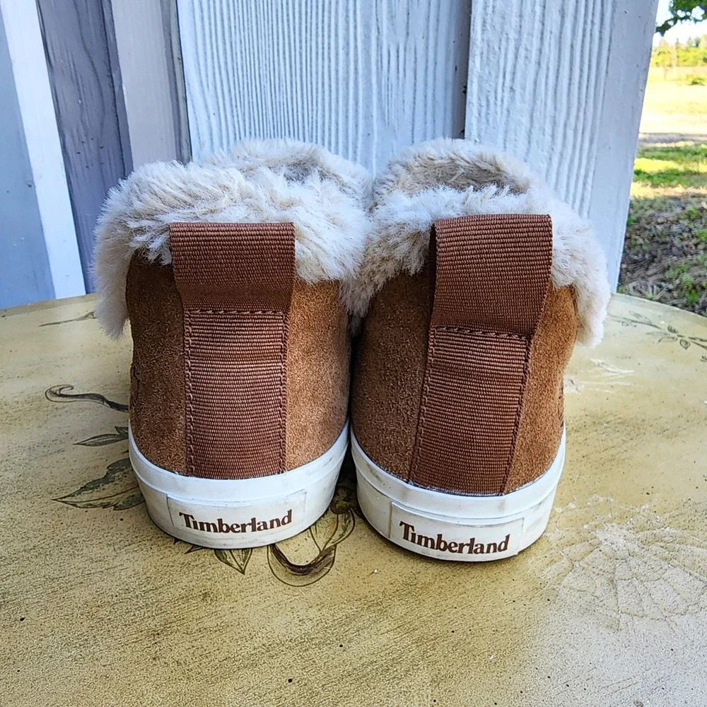 Timberland Sz 7.5 Brown Suede Skyla Sneaker Boots Slip On Faux Fur Trim Cozy